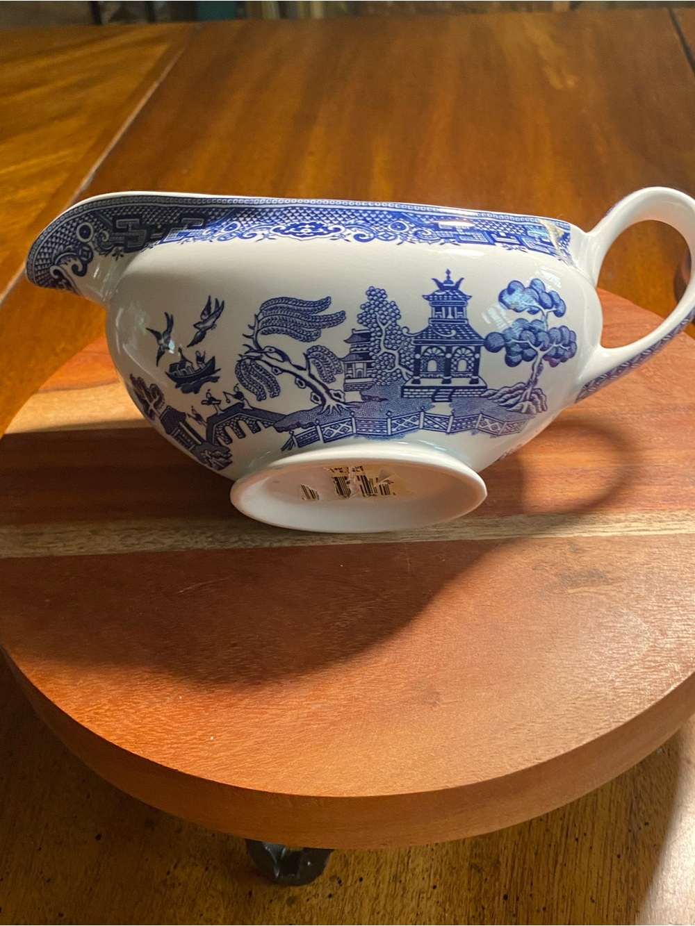 Johnson Brothers Blue Willow 8 1/4”Gravy Boat